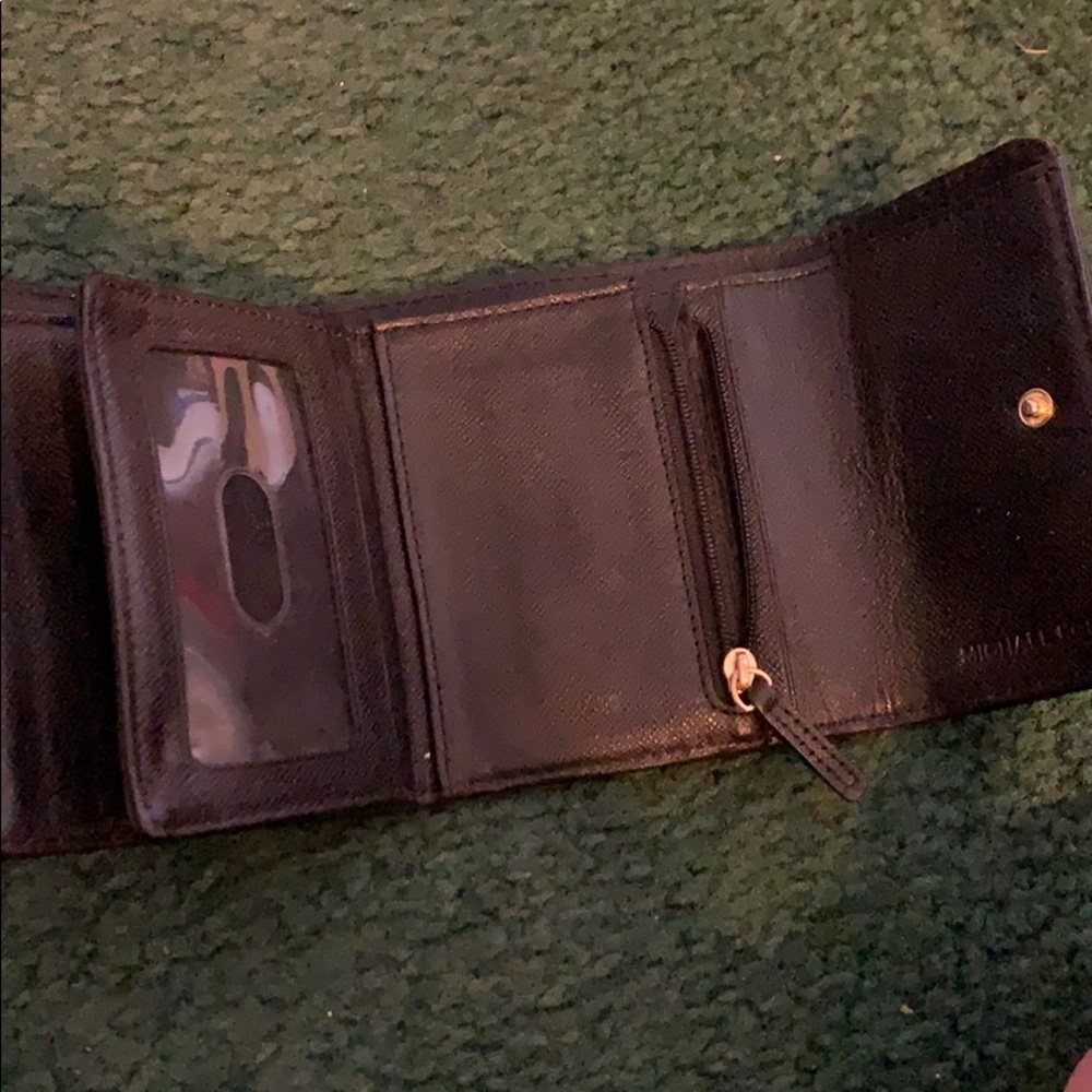 Mk Wallet - image 2
